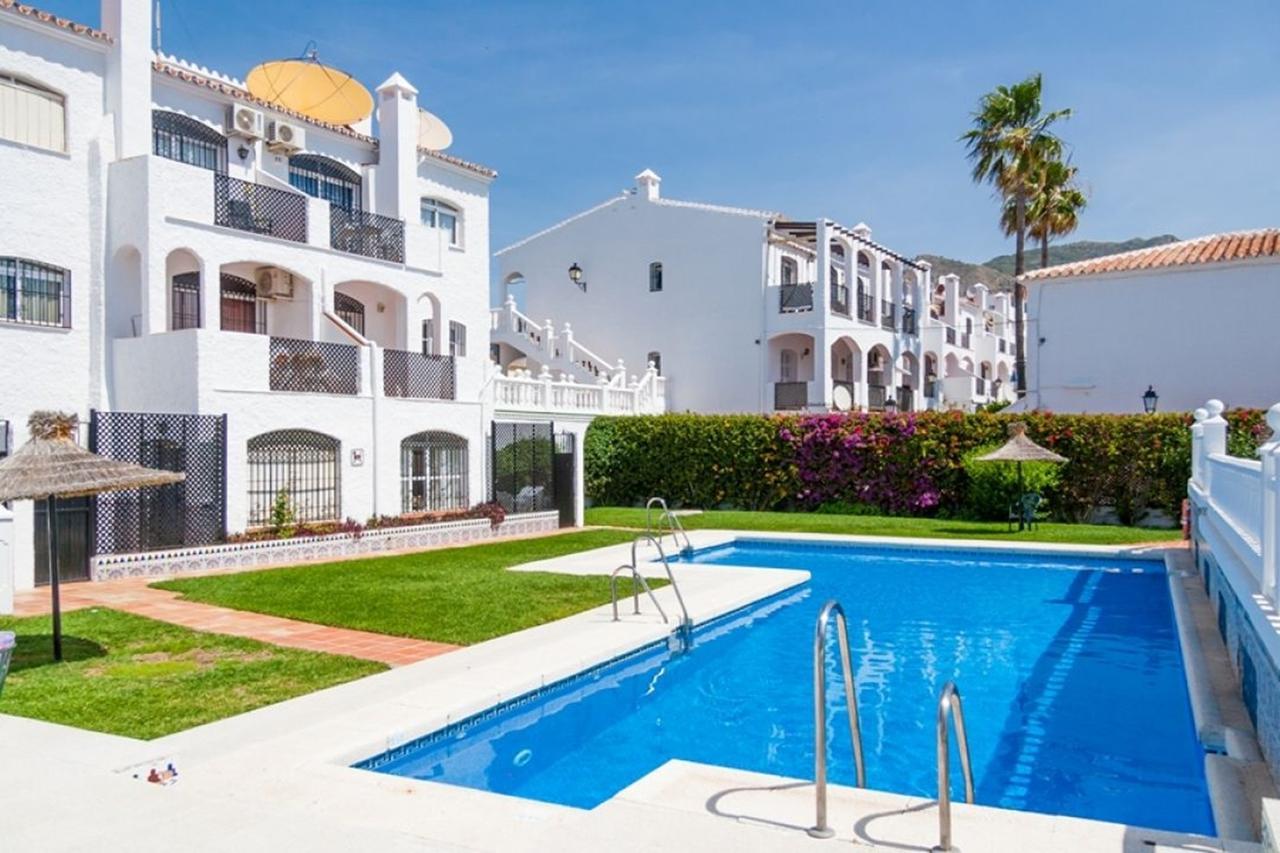 Apartment Verano Azul เนร์คา ห้อง รูปภาพ