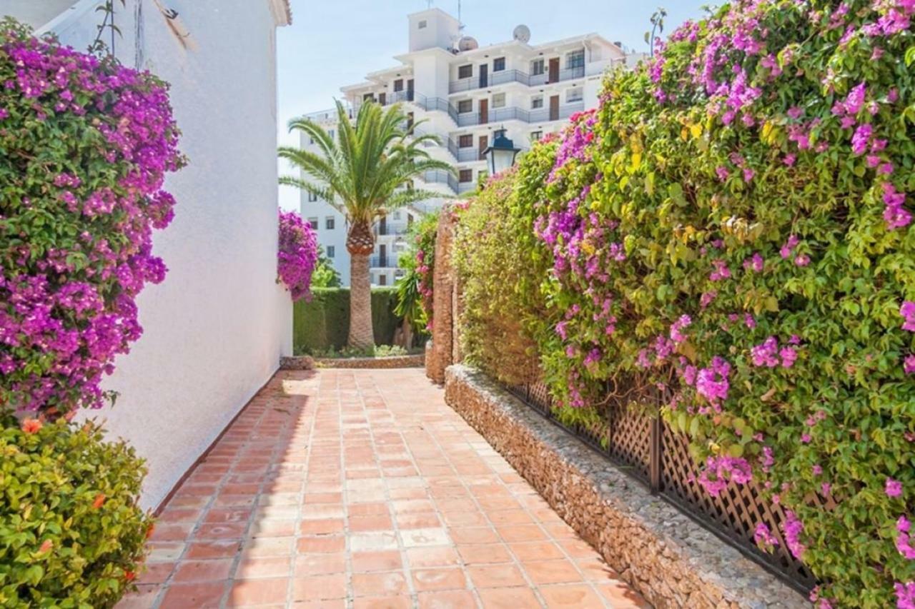 Apartment Verano Azul เนร์คา ภายนอก รูปภาพ