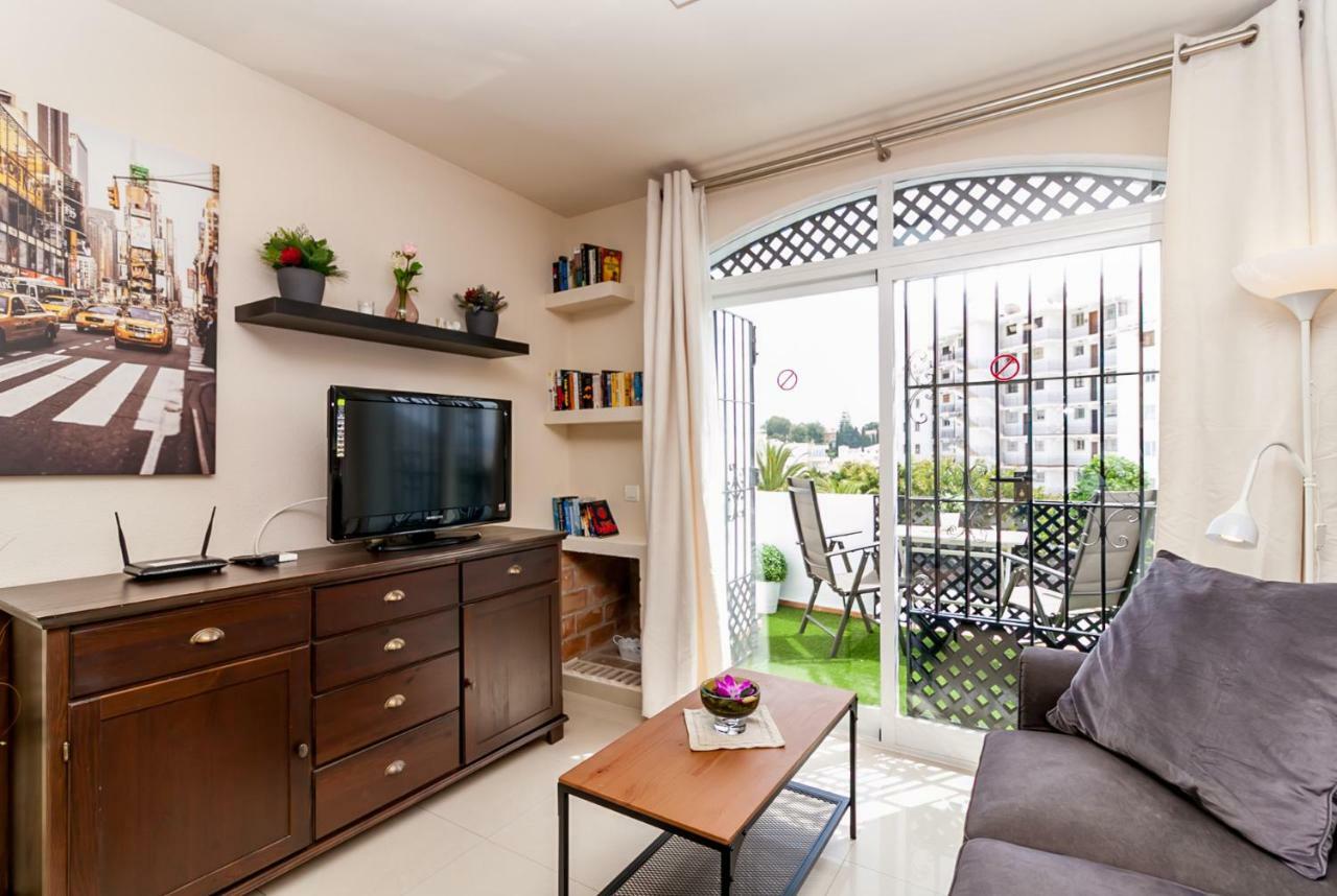 Apartment Verano Azul เนร์คา ภายนอก รูปภาพ